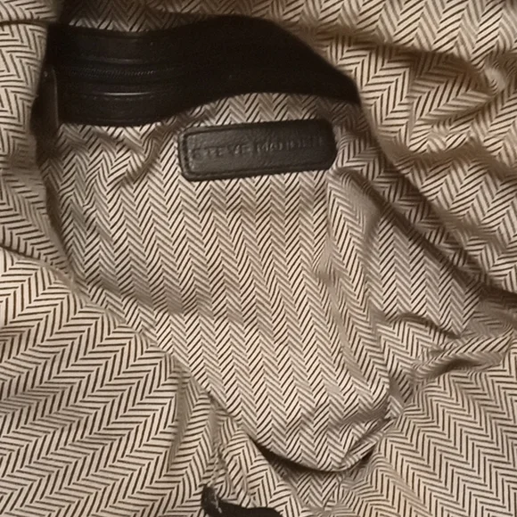 Steve Madden Large Hobo Faux Leather Purse - Picture 5 of 7